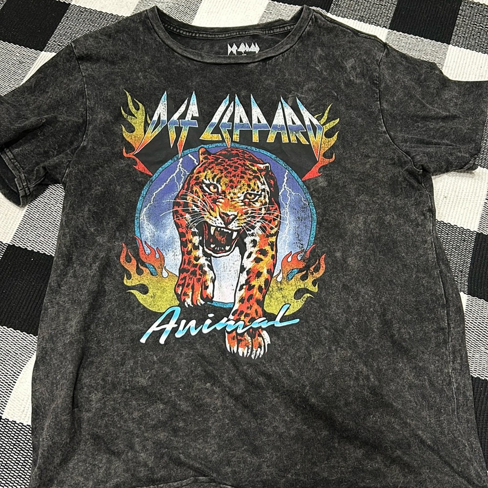 Def Leppard T-Shirt, size large!